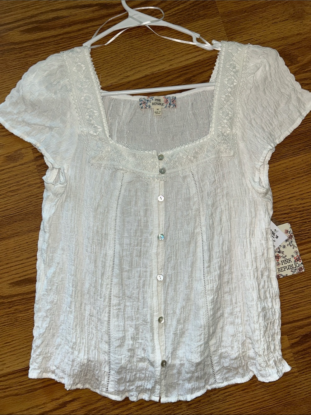 Pink Republic White Lace-Trim Button Front Peasant Blouse
